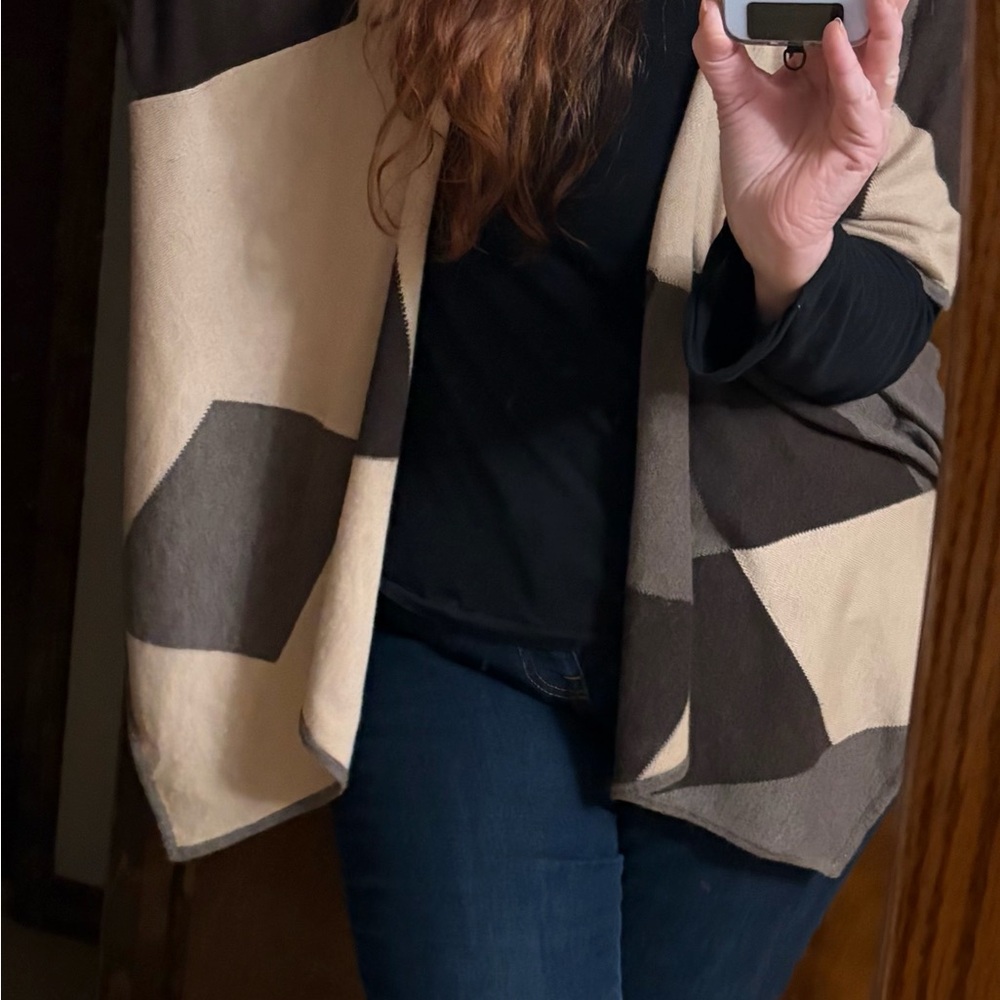 Sisters Geometric Color Block Open Cardigan Shawl Wrap Taupe Cream Boho - Picture 9 of 11